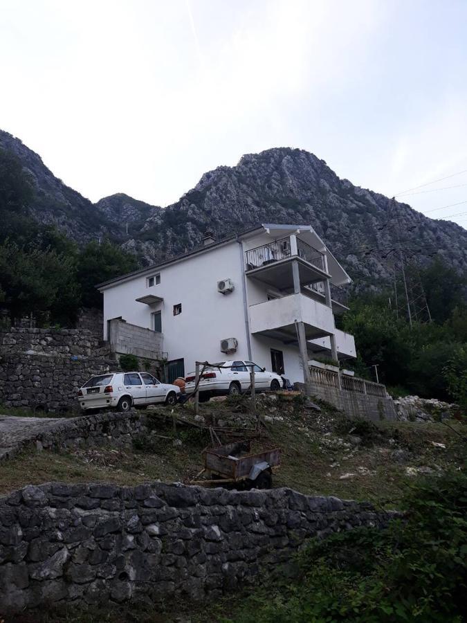 Apartmani Viza Risan Εξωτερικό φωτογραφία