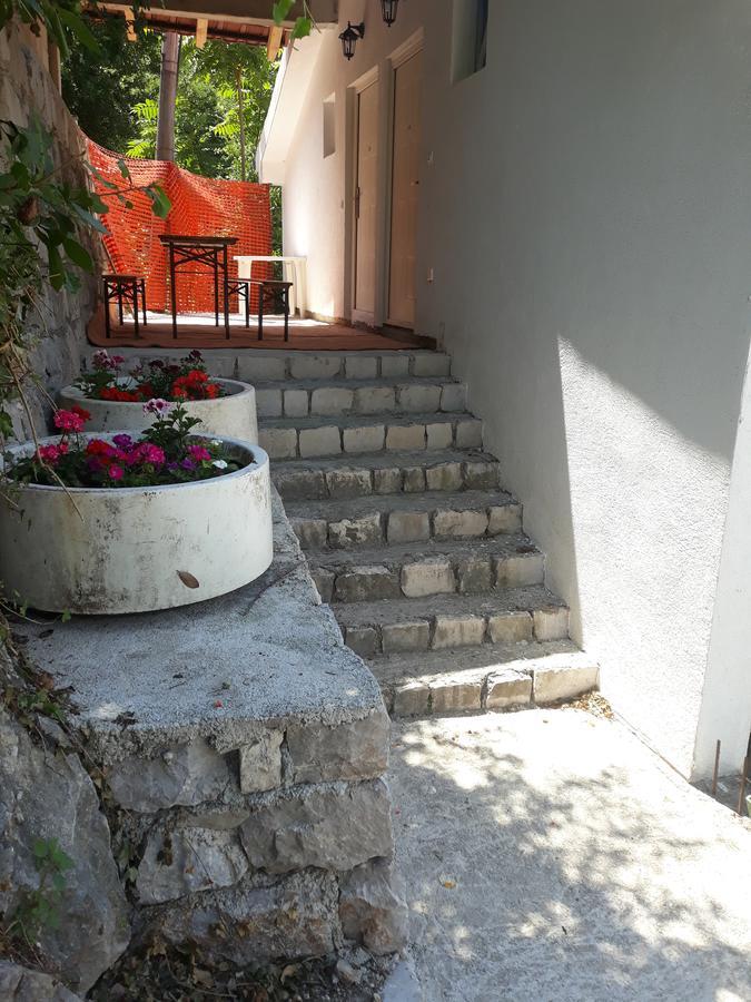 Apartmani Viza Risan Εξωτερικό φωτογραφία
